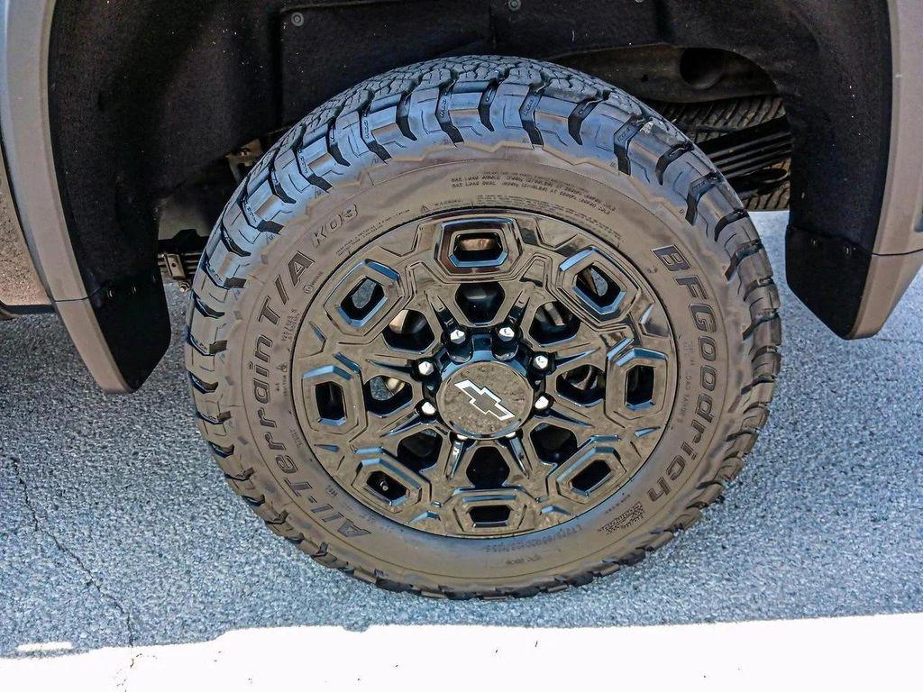 used 2024 Chevrolet Silverado 2500 car, priced at $66,995