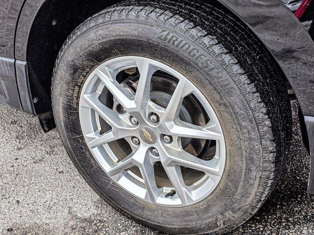 used 2024 Chevrolet Equinox car, priced at $21,734