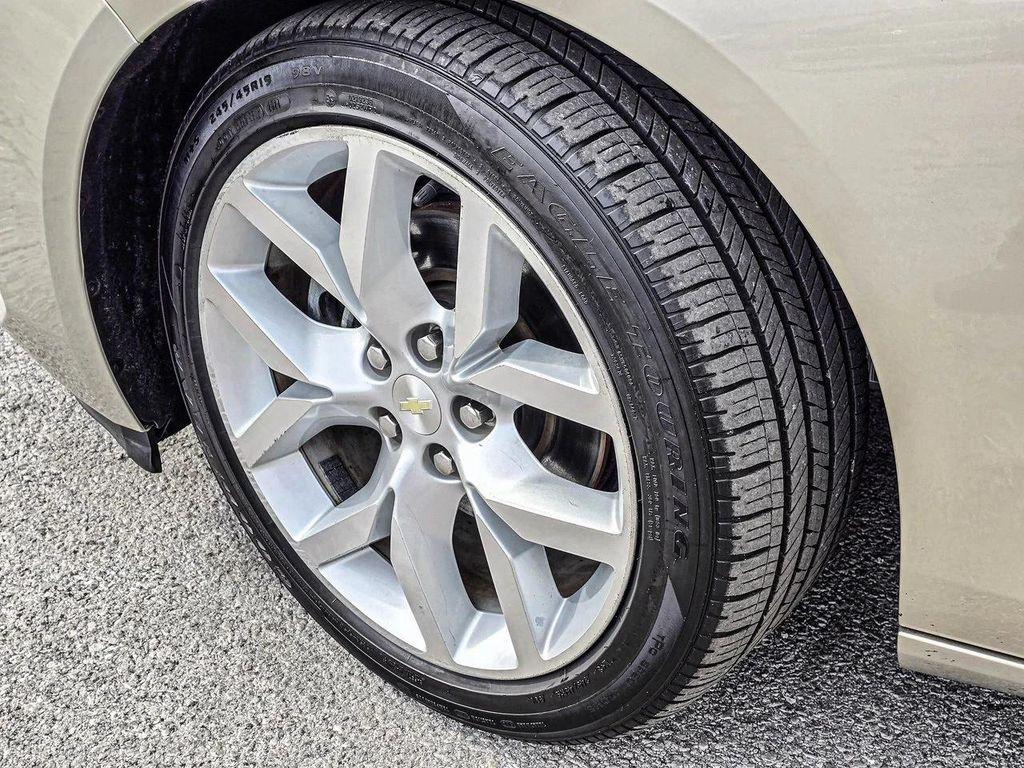 used 2014 Chevrolet Impala car, priced at $13,996