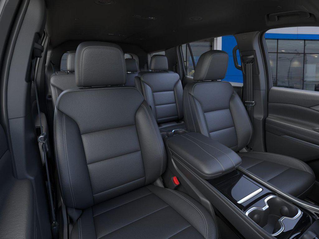 new 2026 Chevrolet Traverse car, priced at $47,870