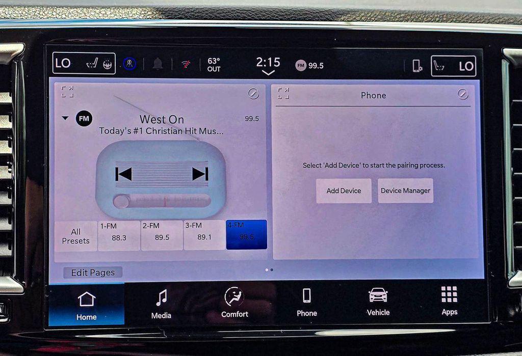 used 2025 Chrysler Pacifica car, priced at $31,400