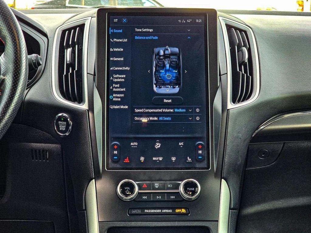 used 2024 Ford Edge car, priced at $29,996