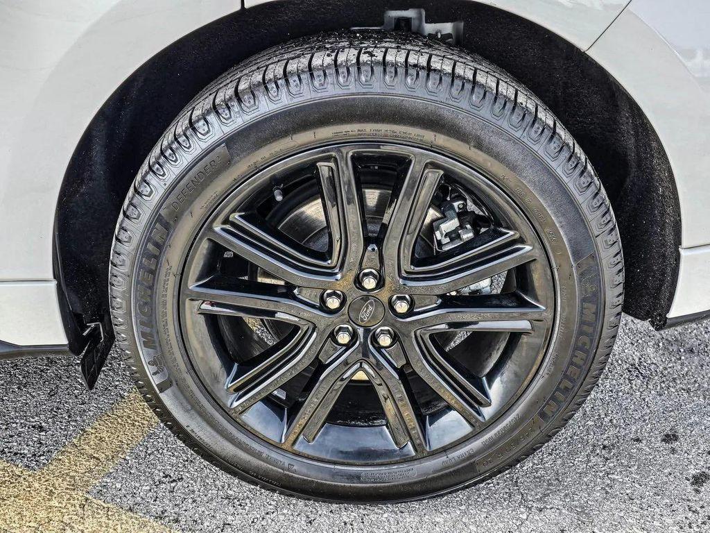 used 2024 Ford Edge car, priced at $29,996