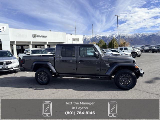 new 2026 Jeep Gladiator car, priced at $47,672