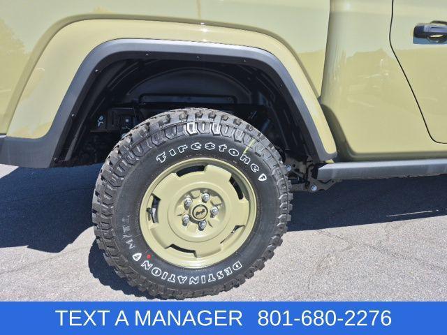 new 2026 Jeep Gladiator car, priced at $47,847