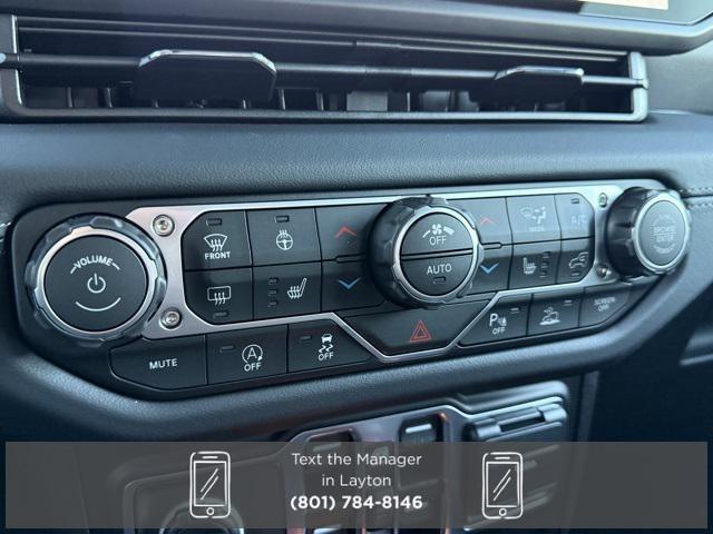 new 2025 Jeep Gladiator car, priced at $43,064