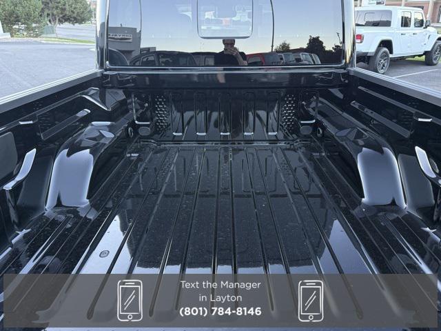 new 2025 Jeep Gladiator car, priced at $43,064