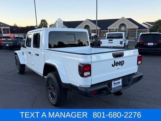 used 2025 Jeep Gladiator car, priced at $40,355