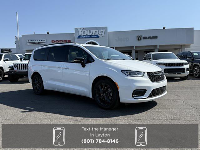 new 2025 Chrysler Pacifica car, priced at $47,339