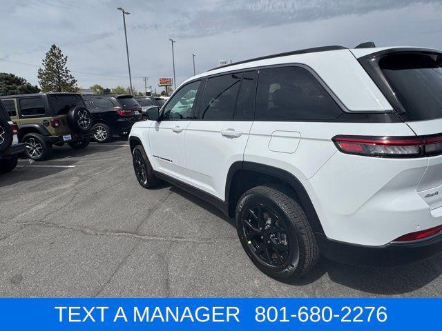new 2026 Jeep Grand Cherokee car, priced at $41,927