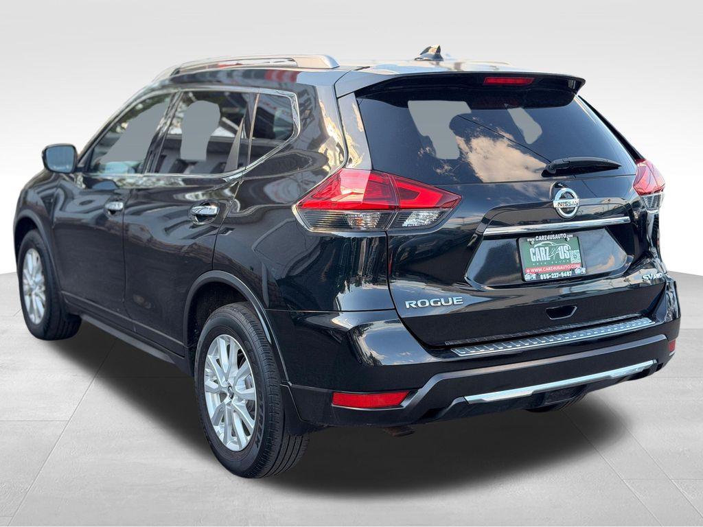 used 2017 Nissan Rogue car, priced at $10,492