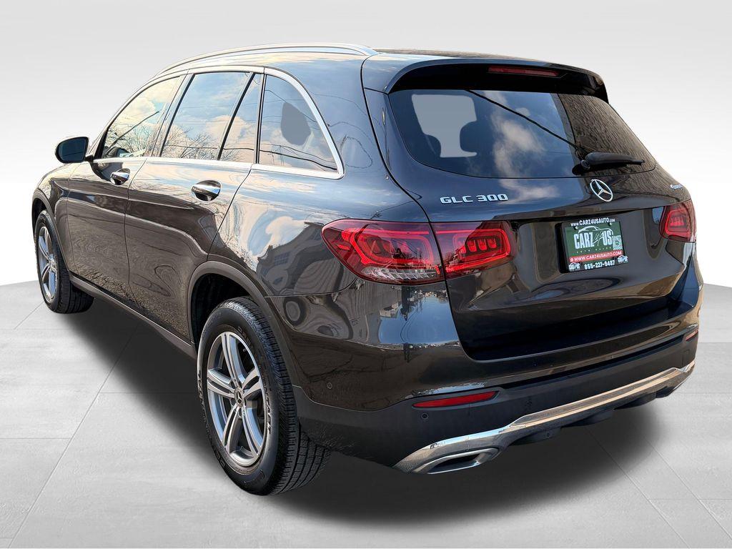 used 2021 Mercedes-Benz GLC 300 car, priced at $21,897