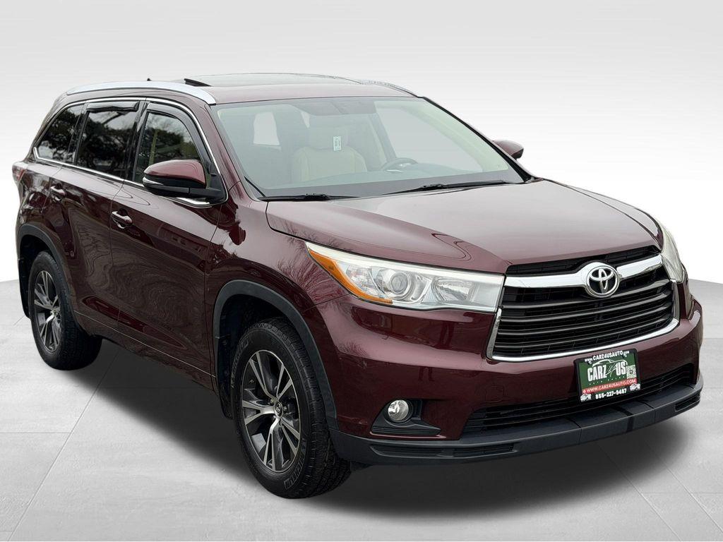 used 2016 Toyota Highlander car, priced at $21,292