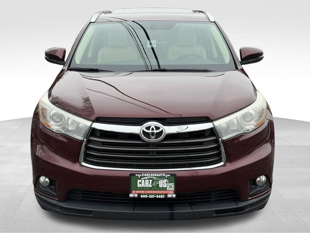 used 2016 Toyota Highlander car, priced at $21,292