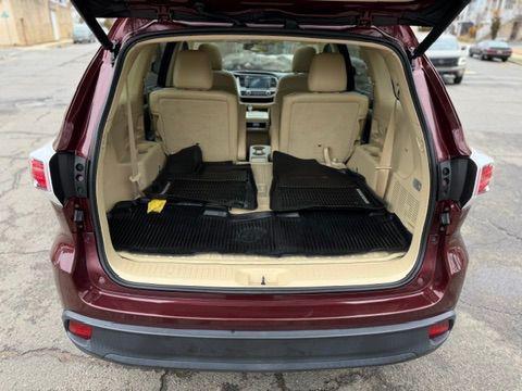 used 2016 Toyota Highlander car, priced at $21,292