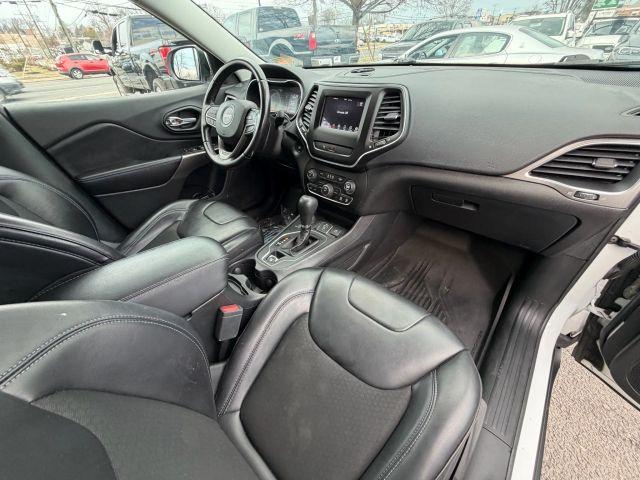 used 2020 Jeep Cherokee car, priced at $16,995