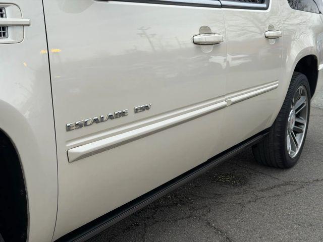 used 2013 Cadillac Escalade ESV car, priced at $8,995