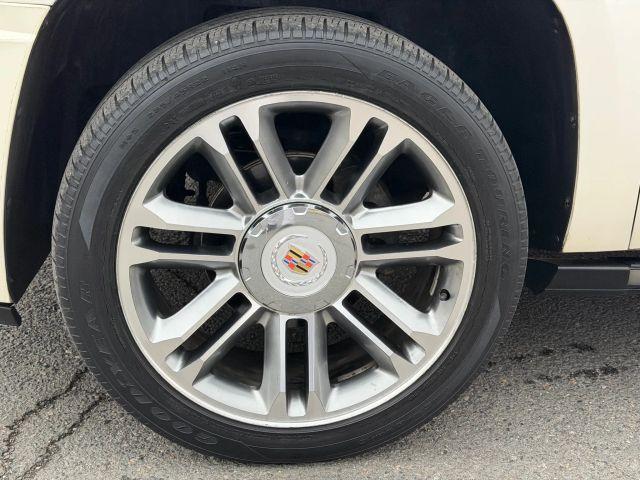 used 2013 Cadillac Escalade ESV car, priced at $8,995