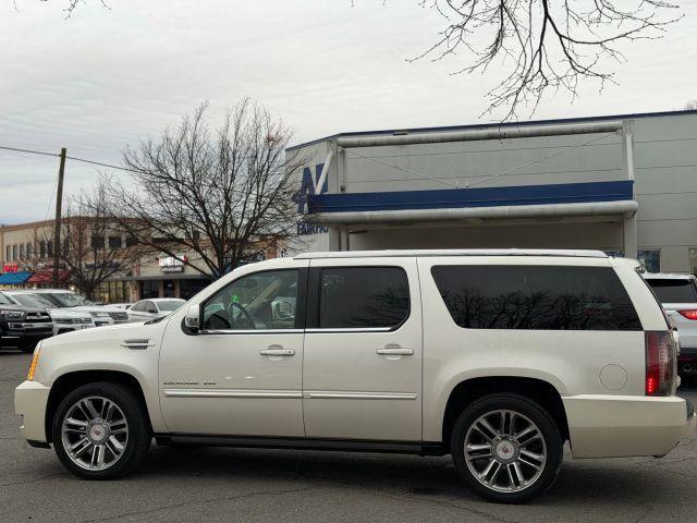 used 2013 Cadillac Escalade ESV car, priced at $8,995
