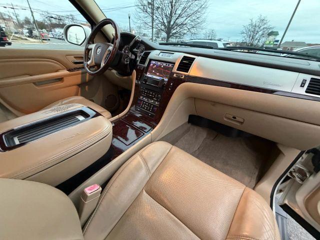 used 2013 Cadillac Escalade ESV car, priced at $8,995