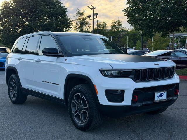 used 2022 Jeep Grand Cherokee car, priced at $34,995