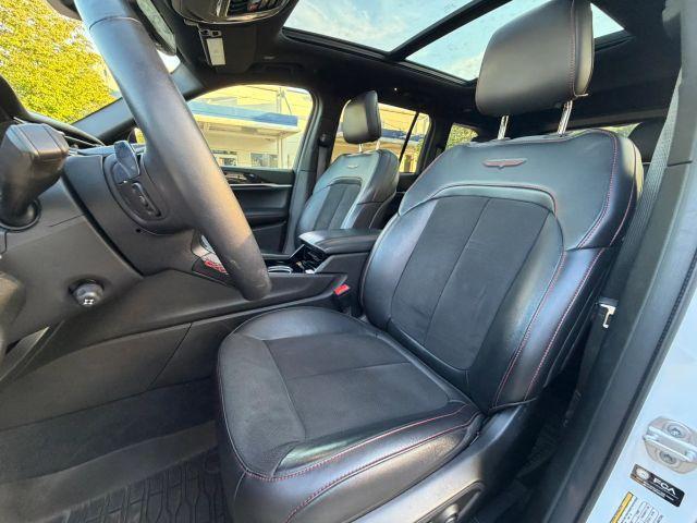 used 2022 Jeep Grand Cherokee car, priced at $34,995