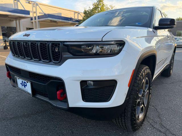 used 2022 Jeep Grand Cherokee car, priced at $34,995