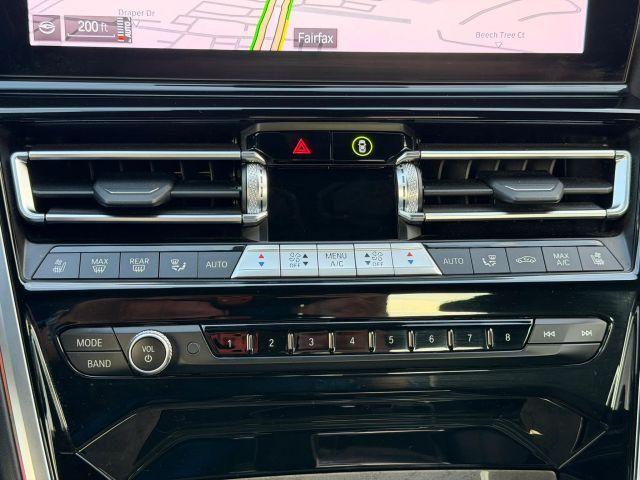 BMW 8 Series view 37