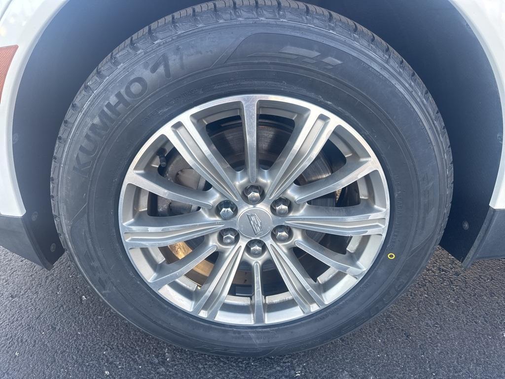 used 2017 Cadillac XT5 car, priced at $15,995