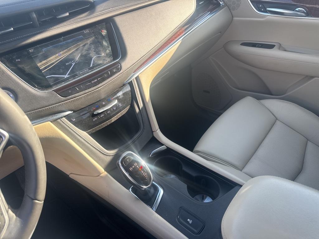 used 2017 Cadillac XT5 car, priced at $15,995