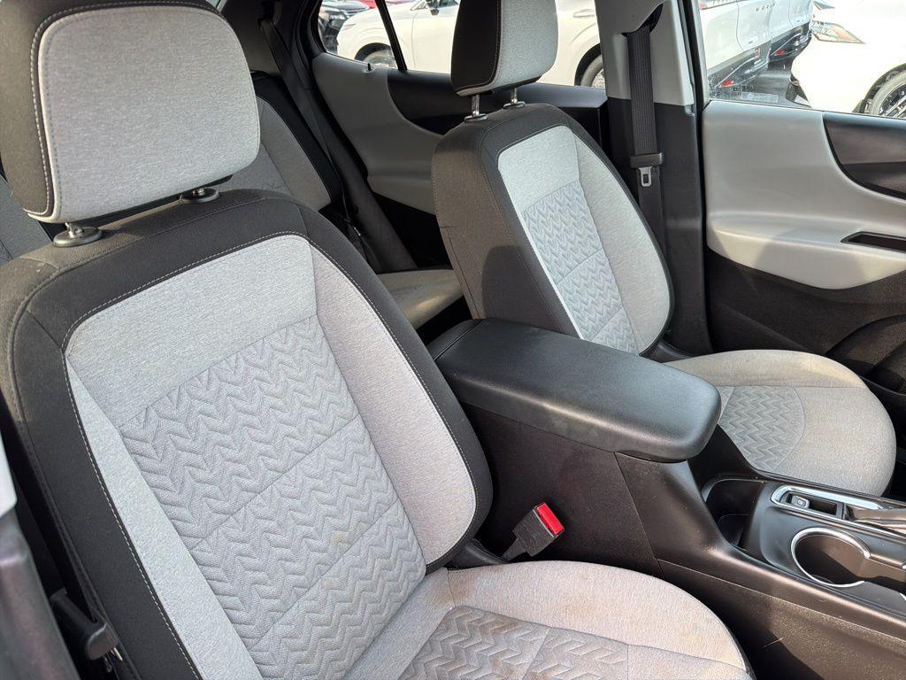 used 2022 Chevrolet Equinox car, priced at $16,867