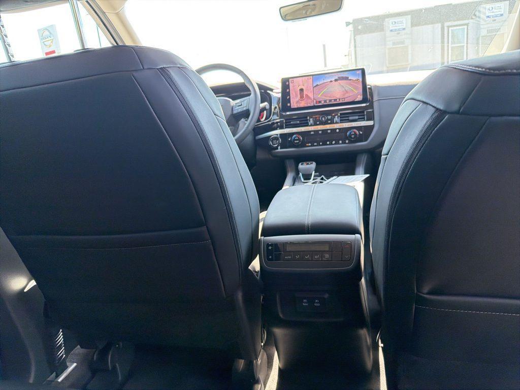 new 2026 Nissan Pathfinder car, priced at $39,984