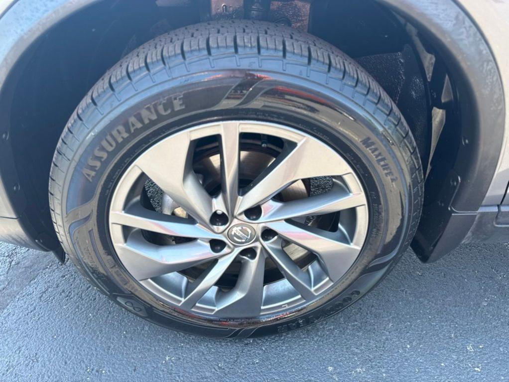 used 2016 Nissan Rogue car, priced at $16,995
