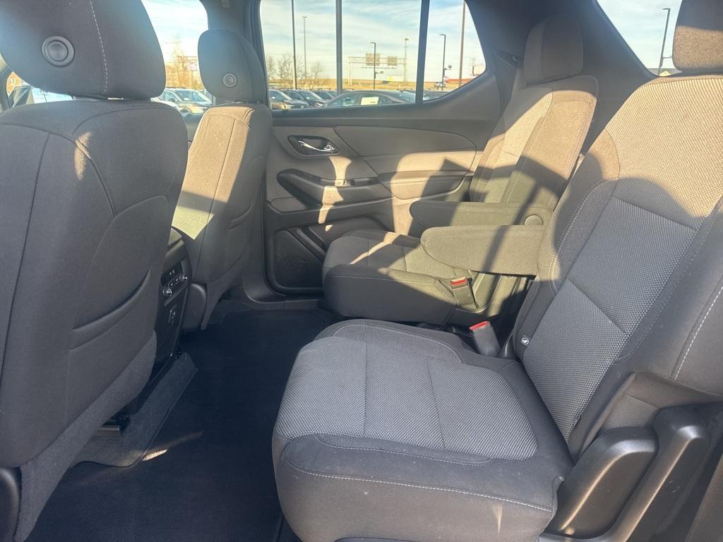 used 2023 Chevrolet Traverse car, priced at $23,500