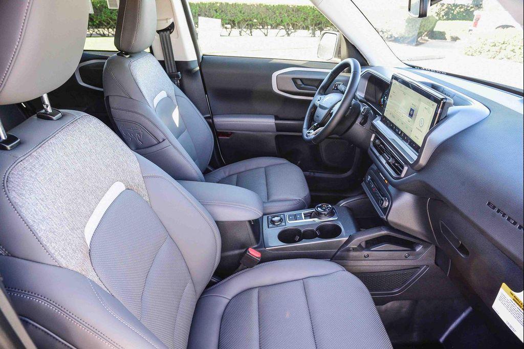 new 2025 Ford Bronco Sport car, priced at $39,110