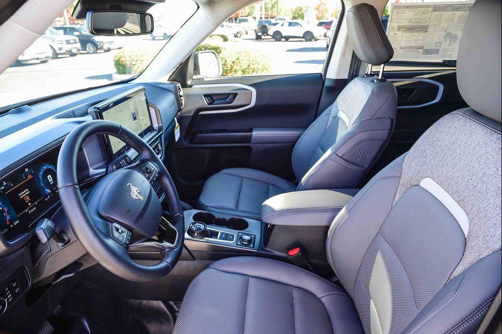 new 2025 Ford Bronco Sport car, priced at $39,110