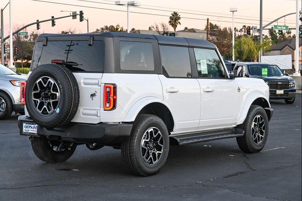 new 2025 Ford Bronco car, priced at $54,695