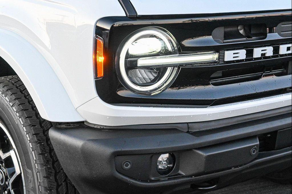 new 2025 Ford Bronco car, priced at $54,695