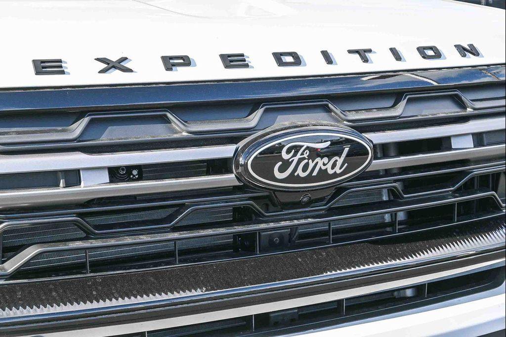 new 2026 Ford Expedition car, priced at $84,990