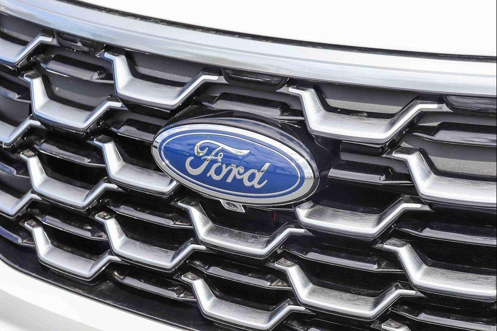new 2026 Ford Explorer car, priced at $53,674