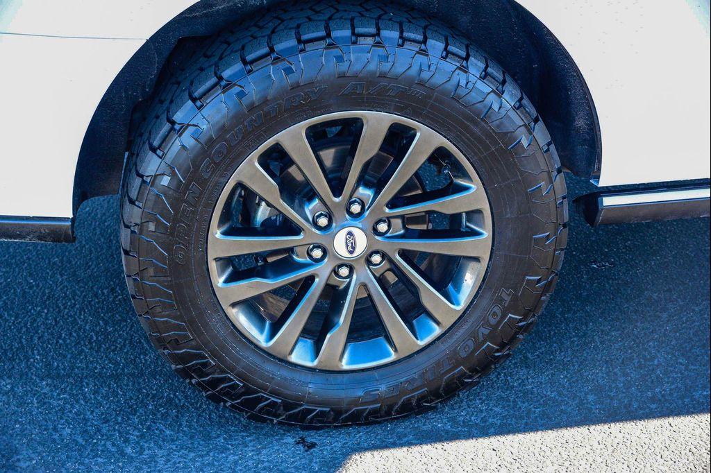 used 2019 Ford Expedition car, priced at $22,995