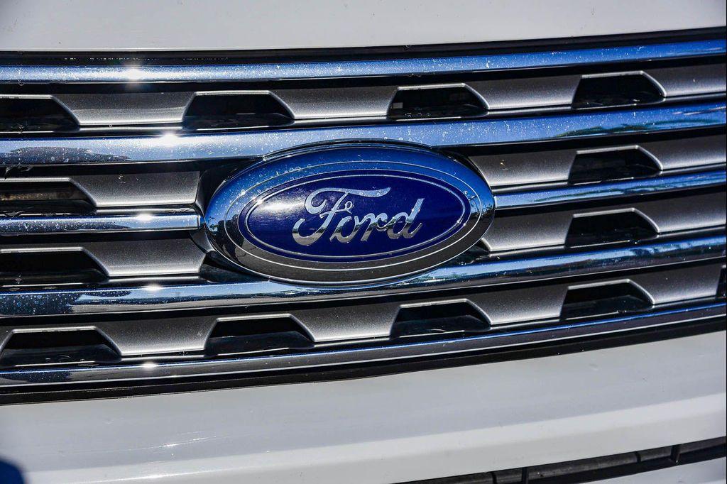 used 2019 Ford Expedition car, priced at $22,995