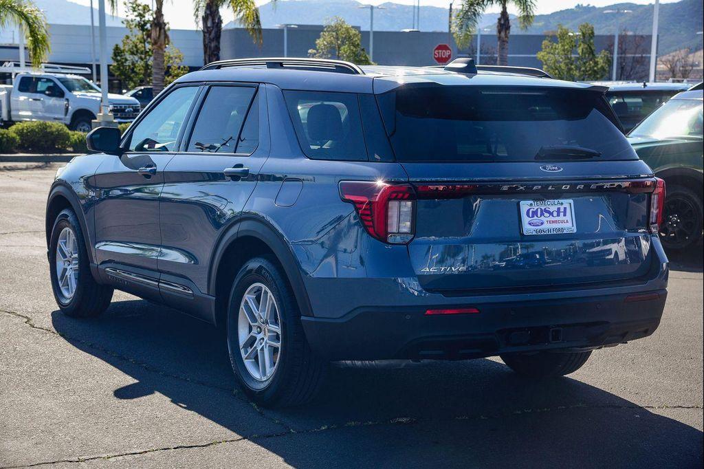 new 2026 Ford Explorer car, priced at $39,175