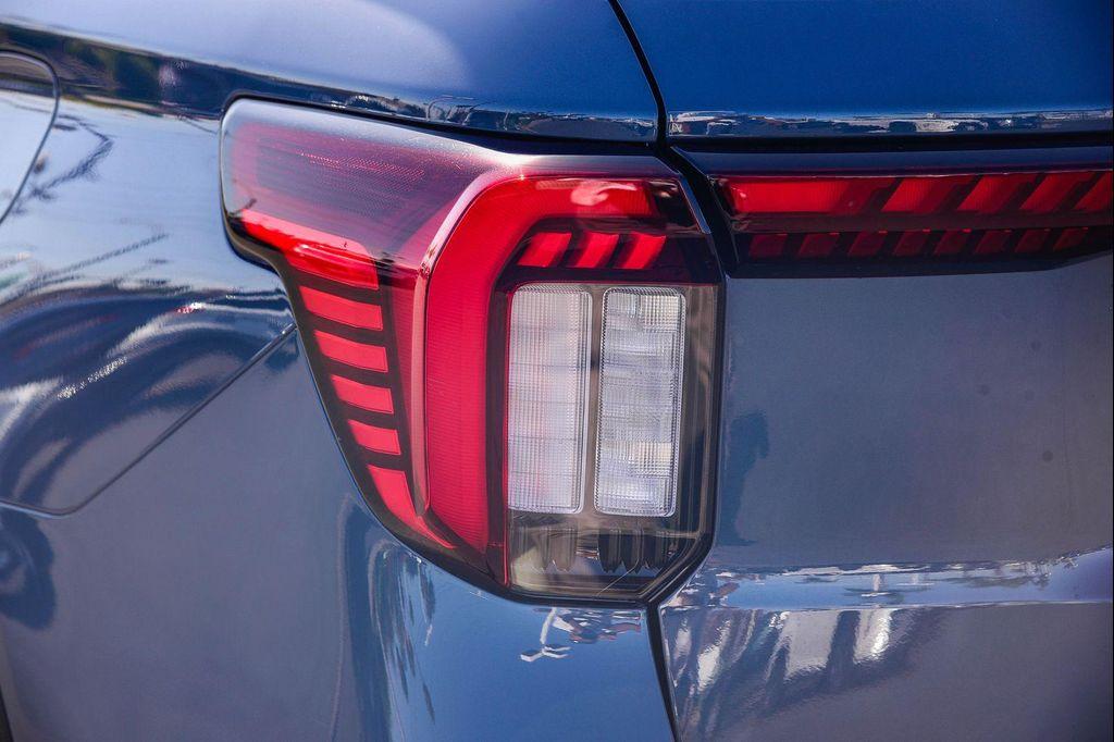 new 2026 Ford Explorer car, priced at $39,175