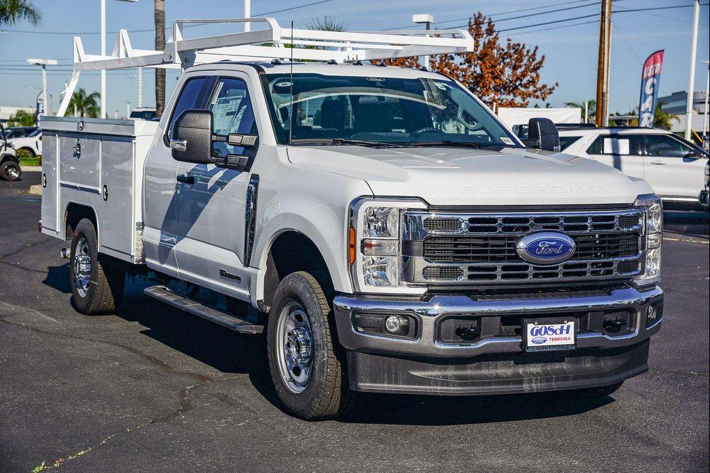new 2025 Ford F-350 car, priced at $87,250