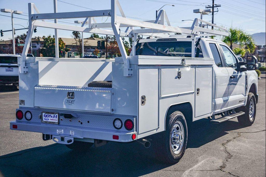 new 2025 Ford F-350 car, priced at $87,250