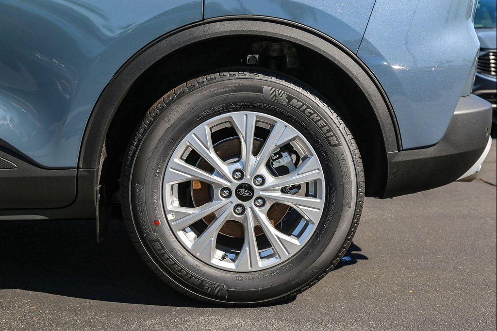 new 2025 Ford Escape car, priced at $26,253