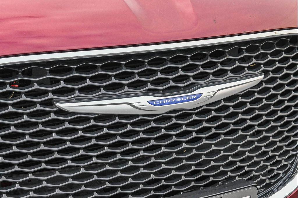 used 2019 Chrysler 300 car, priced at $14,995