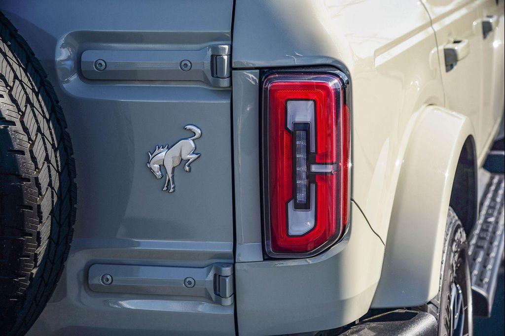 used 2025 Ford Bronco car, priced at $43,559