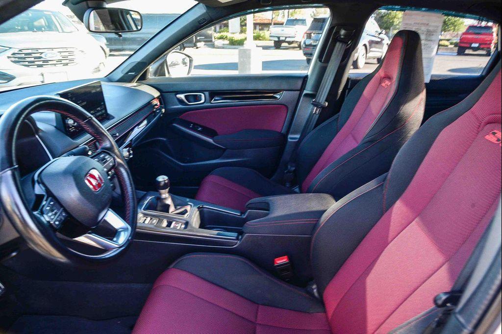 used 2024 Honda Civic Si car, priced at $27,995